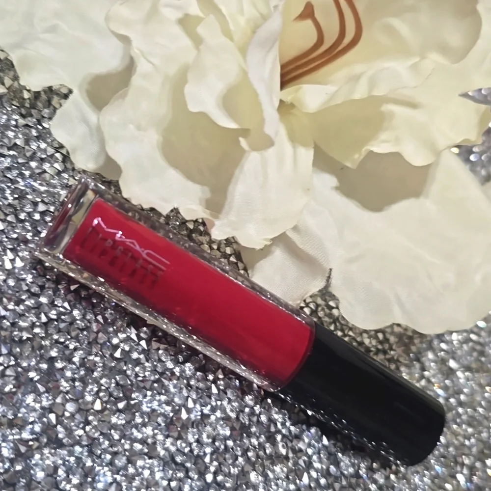 ❇️MARASCHINO STAR Mac DISCONTINUED Lipglass NWOBOX
